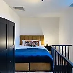 Sofia's Mansion Apartamento